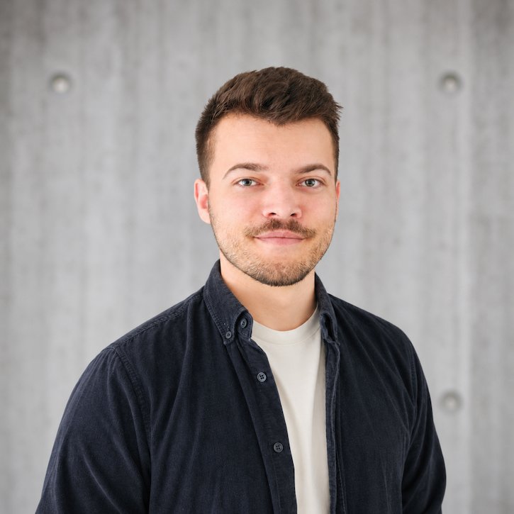 Neu an Bord: Henryk Meyer ergänzt unser Consultant Team und bringt neue Ideen für den Einsatz von Künstlicher Intelligenz im Product Engineering mit.